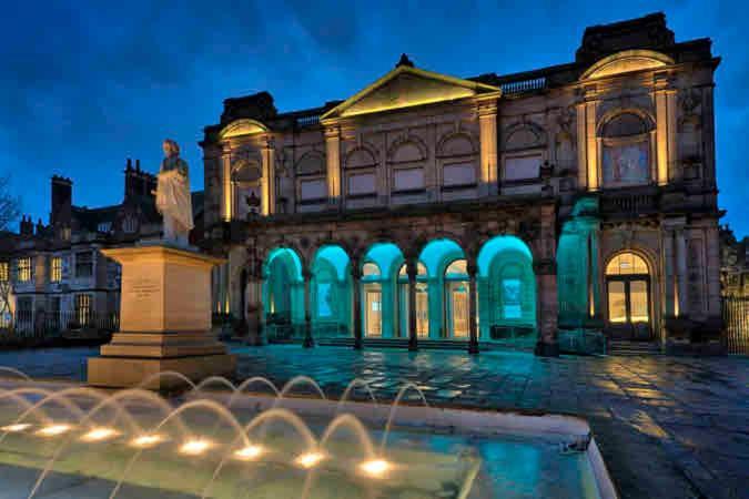 Meadows Lodge York Bagian luar foto